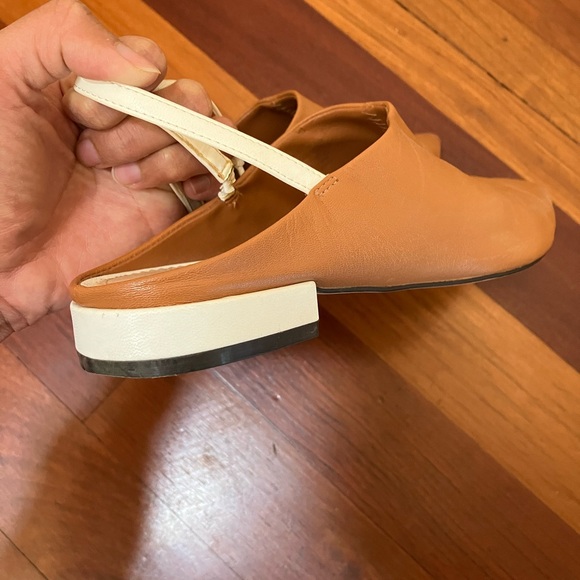 ZARA Tan Leather Pointy Slingbacks - Picture 3 of 9